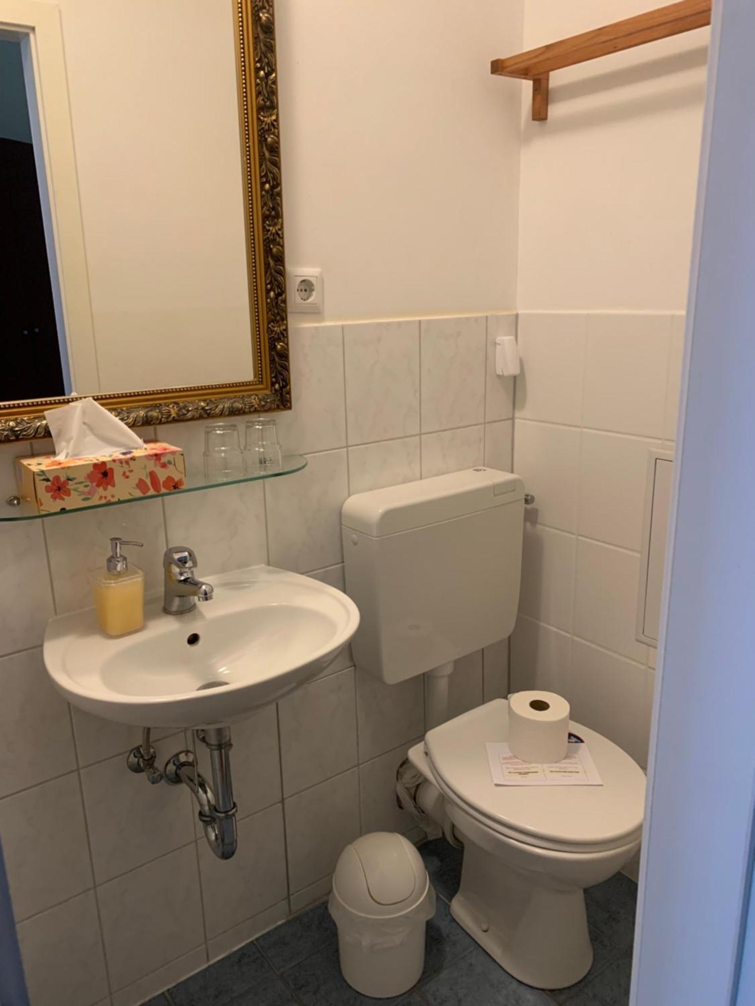 Hotel Pension Senta Berlin Kültér fotó